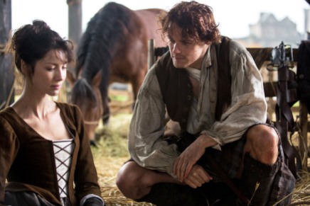 FOR TV -- DO NOT PURGE -- Outlander 2014 Starz pictured: Claire Randall (Caitriona Balfe), Jamie Fraser (Sam Heughan)